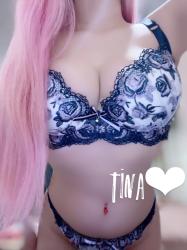 Tina's Selfie